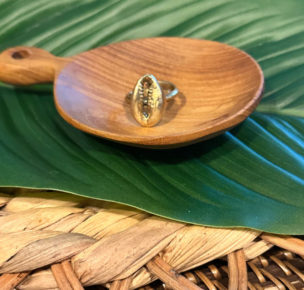 Cowrie shell rings