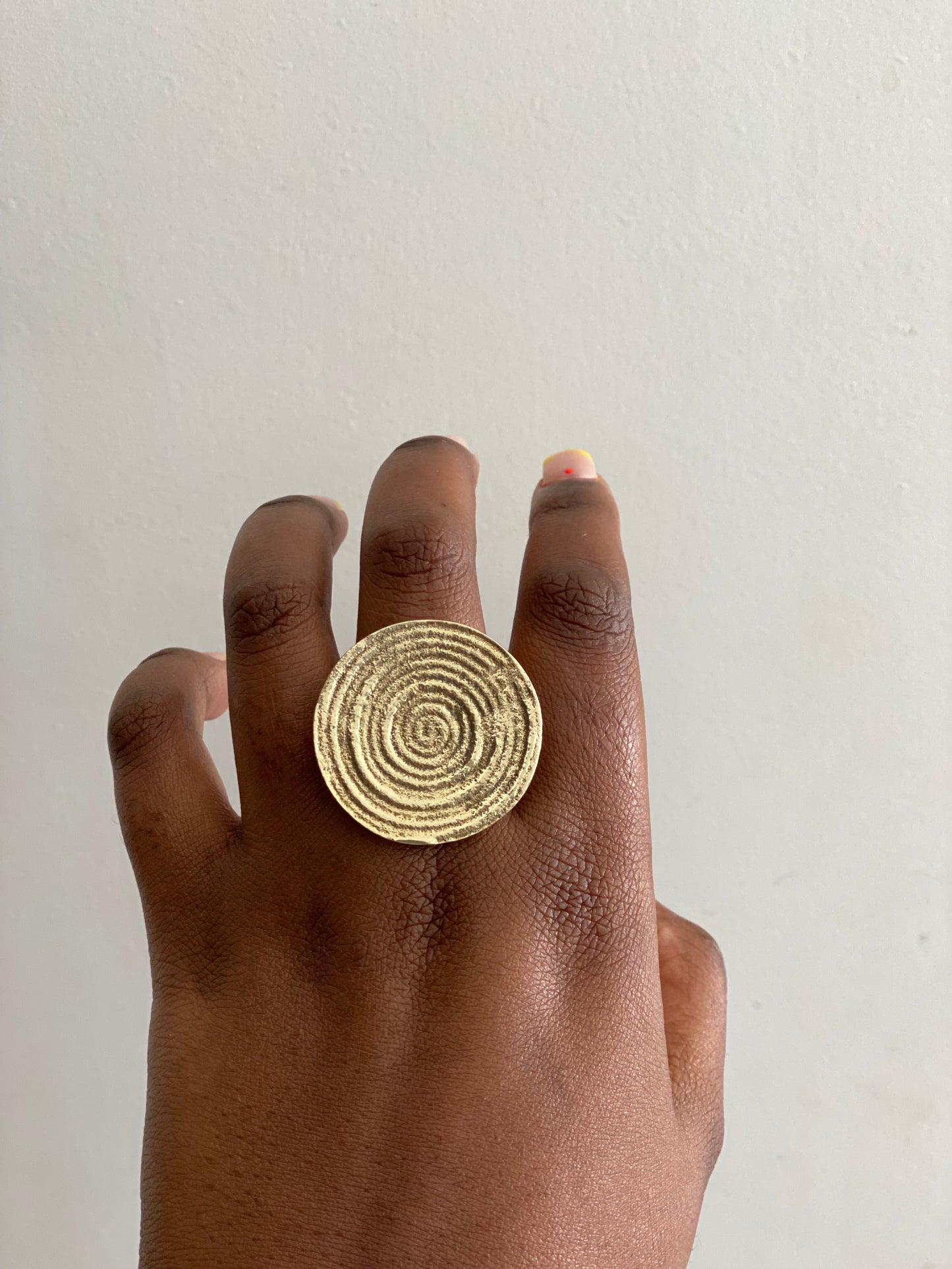 Mviringo ring