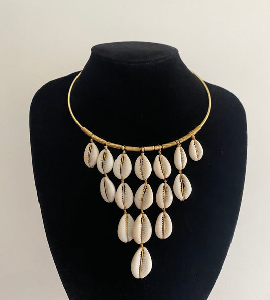 Ninnah Shell Necklace